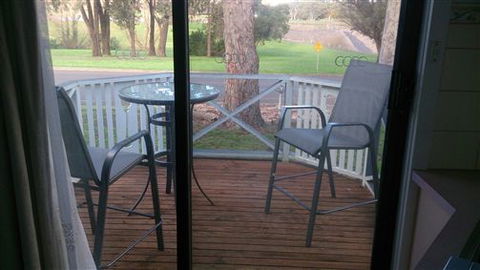 Budget On The Lake - Accommodation Ballina 2