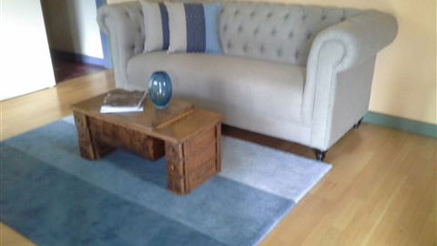 Blue House At Mountainside Wines - Accommodation Ballina 0