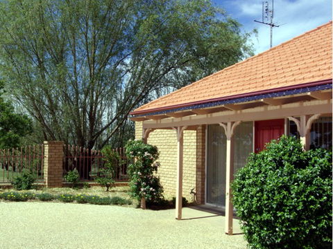 Fairways Bed & Breakfast At Jerilderie - Accommodation Ballina 4