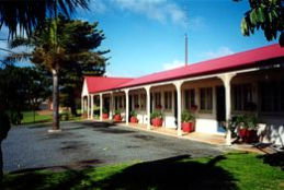First Landing Motel - Accommodation Ballina 0
