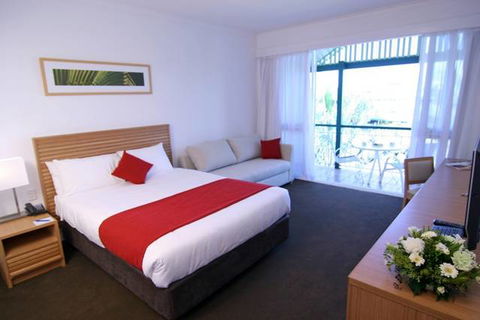 Novotel Twin Waters Resort Sunshine Coast - Accommodation Ballina 9