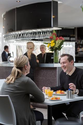 Premier Hotel & Apartments - Accommodation Ballina 3