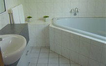 Albury Motor Village - Accommodation Ballina 2