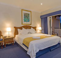 Tinaroo Lake Resort - Holiday Apartments - Accommodation Ballina