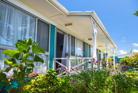 Tudor Apartments - Accommodation Ballina 2