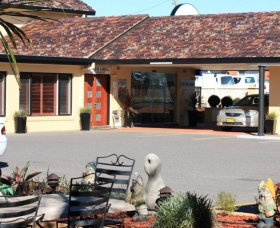 Quality Inn Country Plaza Queanbeyan - Queanbeyan - Accommodation Ballina 0