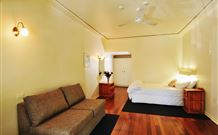 The Eltham Hotel - Eltham - Accommodation Ballina 0