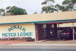 DONALD MOTOR LODGE - Accommodation Ballina 0
