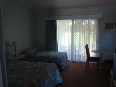 Airlie House Motor Inn - Accommodation Ballina 2