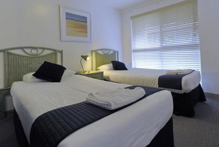 Nelson Bay Breeze Resort - Accommodation Ballina 1