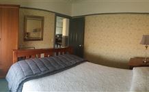 Wagga Wagga Country Cottages - - Accommodation Ballina 3