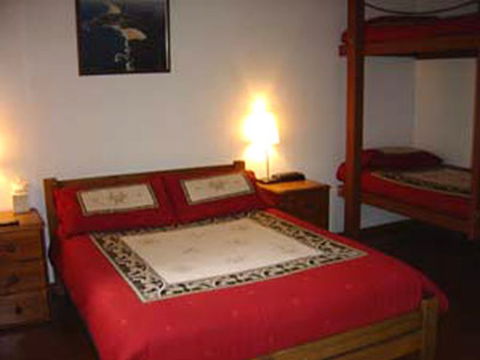 Port Stephens YHA - Accommodation Ballina 3
