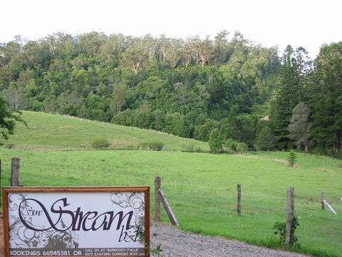 Stone Stream Eco Cottage - Accommodation Ballina 2
