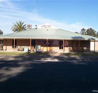 Dog N Bull - Accommodation Ballina