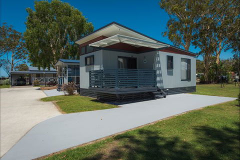 Colonial Holiday Park And Leisure Village - Accommodation Ballina 4