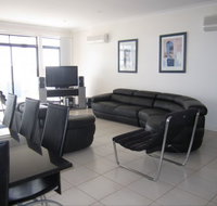 The Waterfront Dolphin - Accommodation Ballina