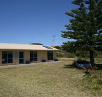 LJ Hooker Goolwa Holiday Rentals - 15 Eaton Avenue Goolwa Beach - Accommodation Ballina