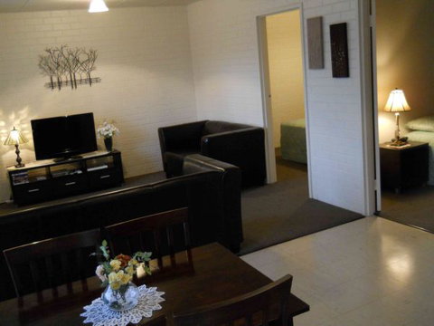 BJs Short Stay Apartments - Accommodation Ballina 0