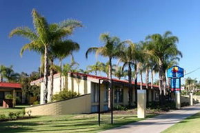 Comfort Inn Deakin Palms - Accommodation Ballina 4
