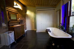 Florennes Heritage Cottage - Accommodation Ballina 4