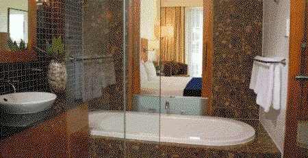 Majestic Roof Garden Hotel - Accommodation Ballina 0