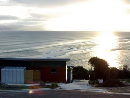 Freycinet Beach Apartments - Accommodation Ballina 0