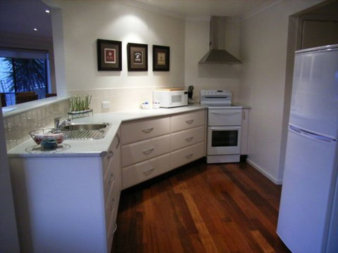 C-Deck Beach House Apartment - Accommodation Ballina 2