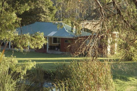 Crystal Springs Homestead - Accommodation Ballina 0
