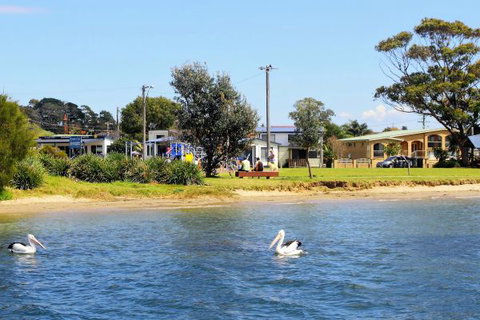 Greenwell Point House - Accommodation Ballina 0