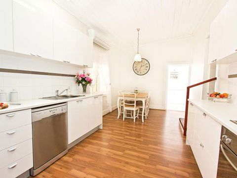 Queen's Cottage Barossa Valley - Accommodation Ballina 4