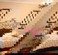 Azalea Cedar-Rose Villa - Accommodation Ballina