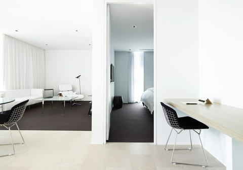 Burbury Hotel - Accommodation Ballina 1