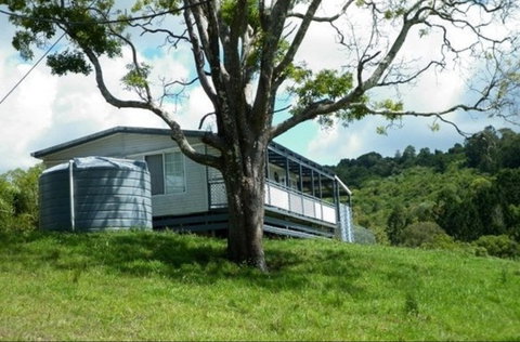 Halls Country Cottages - Accommodation Ballina 1