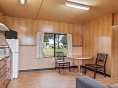 Shoalhaven Caravan Village - Accommodation Ballina 10