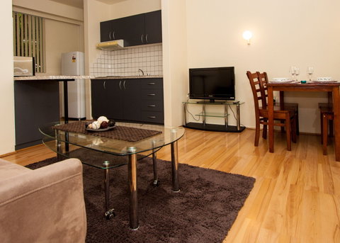 Canberra Short Term And Holiday Accommodation - Accommodation Ballina 6