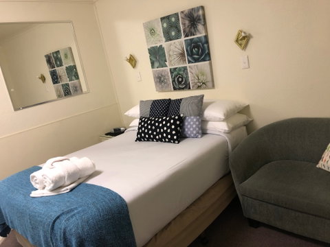 Canberra Short Term And Holiday Accommodation - Accommodation Ballina 7