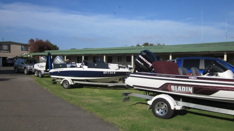 Coral Tree Lodge Tourist Park - Accommodation Ballina 2