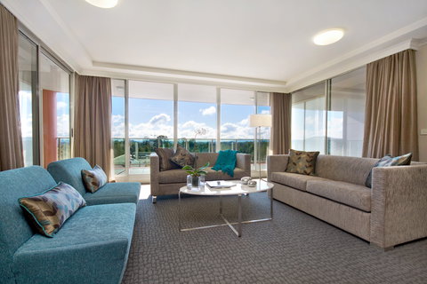 Pacific Suites Canberra - Accommodation Ballina 2