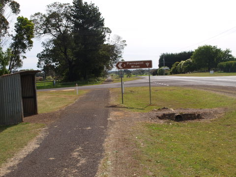 Pierrepoint Wines Bed & Breakfast - Accommodation Ballina 3
