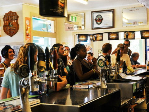 The Eltham Hotel - Accommodation Ballina 2