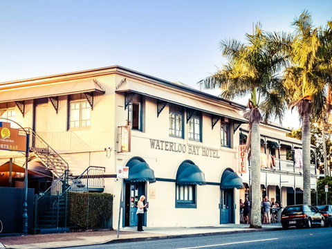 The Waterloo Bay Hotel - Accommodation Ballina 0