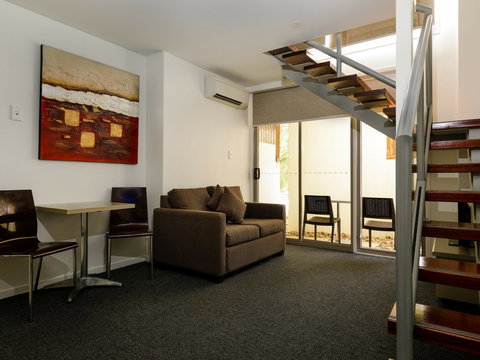 The Waterloo Bay Hotel - Accommodation Ballina 5