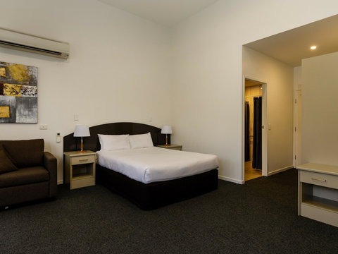 The Waterloo Bay Hotel - Accommodation Ballina 6