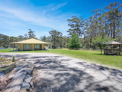 100 Acre Holiday - Accommodation Ballina 0