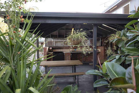 BIG4 Albury Tourist Park - Accommodation Ballina 2