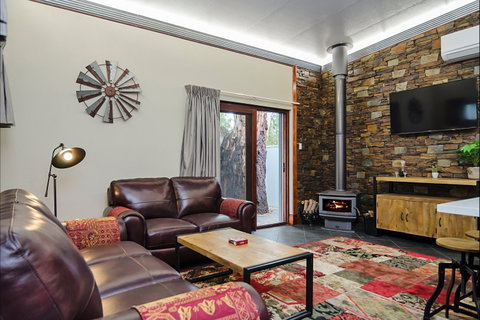 Eagle Foundry Bed & Breakfast - Accommodation Ballina 0