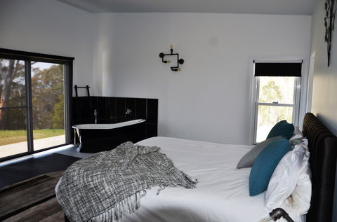 Hickory Moon - Accommodation Ballina 0