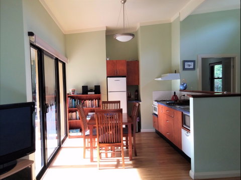 Milton Country Cottages - Accommodation Ballina 1
