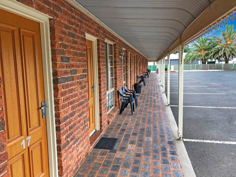 The Leeton Heritage Motor Inn - Accommodation Ballina 2