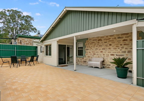 Williamstown Bed & Breakfast - Accommodation Ballina 1